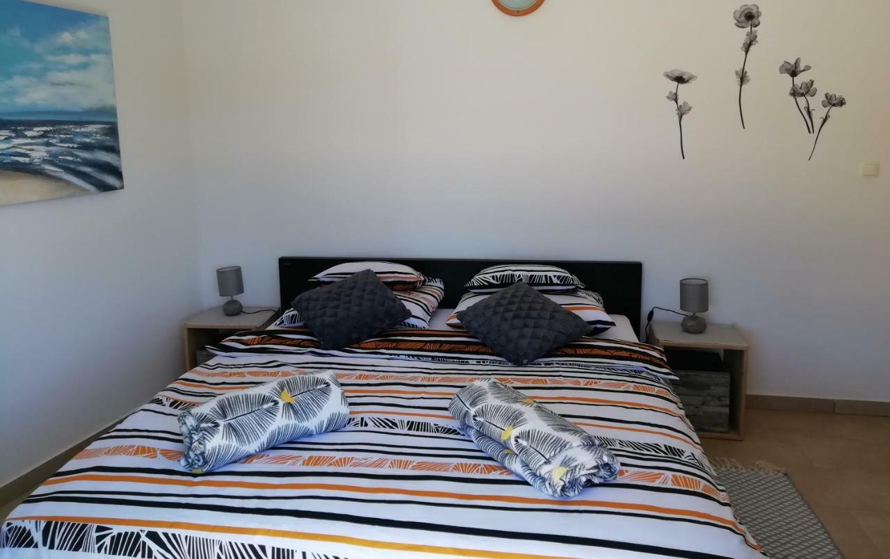 Poseidon Holiday Guesthouse Đảo Žirje Ngoại thất bức ảnh